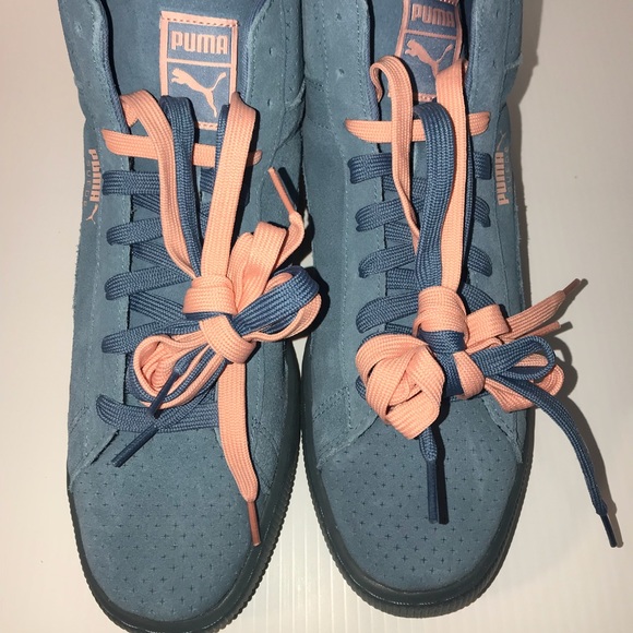 Puma Suede Pink Dolphin Collab Blue Pink Men Shoes - Picture 8 of 8